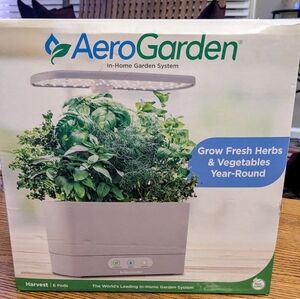 Aerogarden Harvest (white) New in the Box